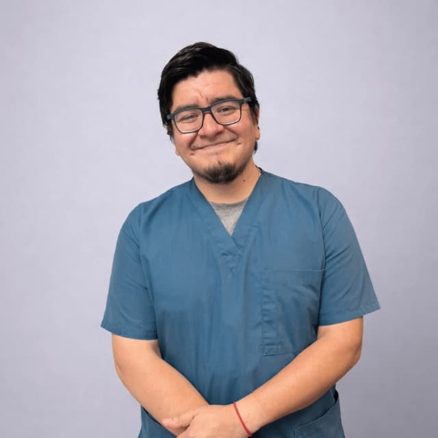 Especialista dental en Bienestar Dental Providencia